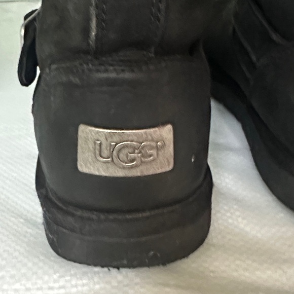 UGG Kensington Moto Buckle Boot 8 Black - Picture 5 of 6